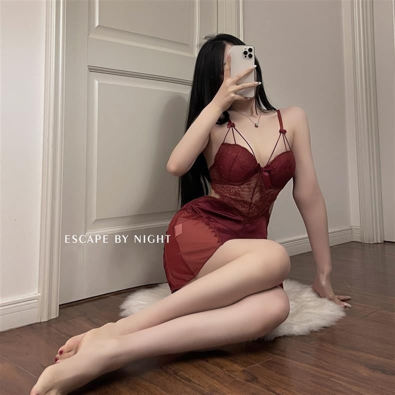 Flirtatious Underwire Push-Up Padded Lace Deep V Backless Nightgown - Plus Size Slip Homewear